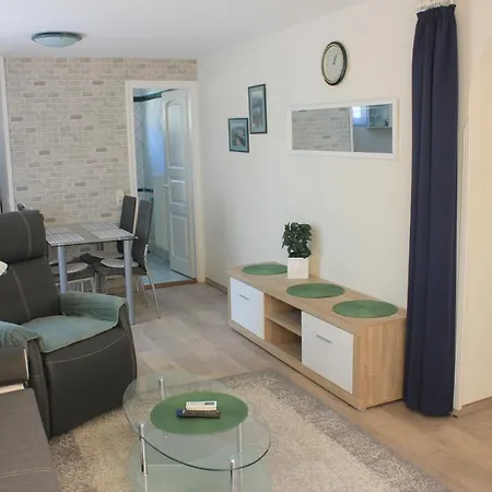 Appartement Szanto *
